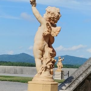 Meet your Posher, Pamela